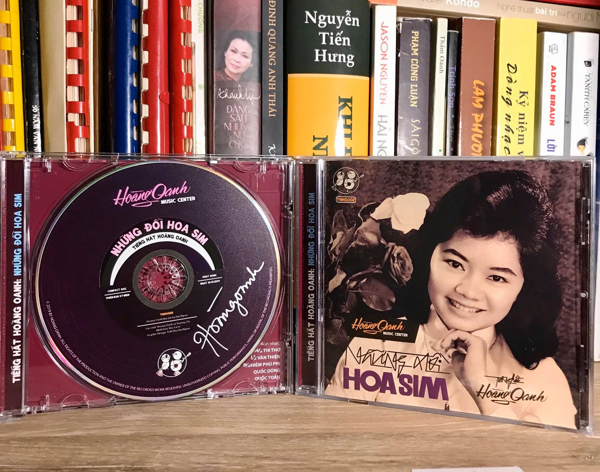 CD Album nhạc mới nhất của ca sĩ Hoàng Oanh bị giới băng đĩa lậu sao chép công khai