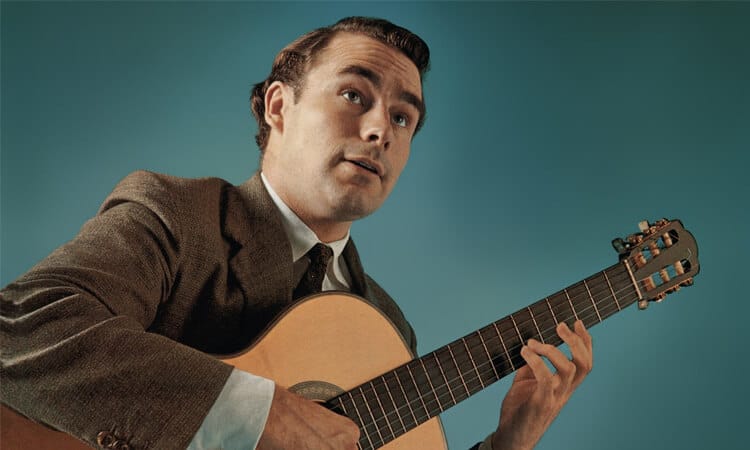 CUỘC ĐỜI VÀ SỰ NGHIỆP CỦA JULIAN BREAM (1933-2020)