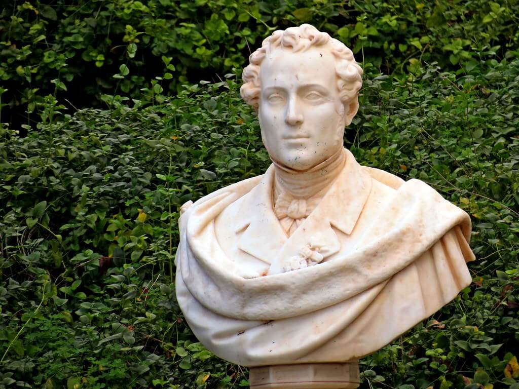 CUỘC ĐỜI VÀ SỰ NGHIỆP CỦA VINCENZO BELLINI (1801 – 1835)