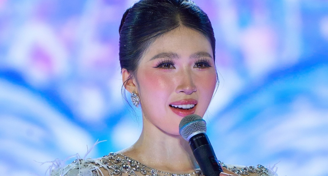 ‘Đứng hình’ với những màn ứng xử của thí sinh thi hoa hậu