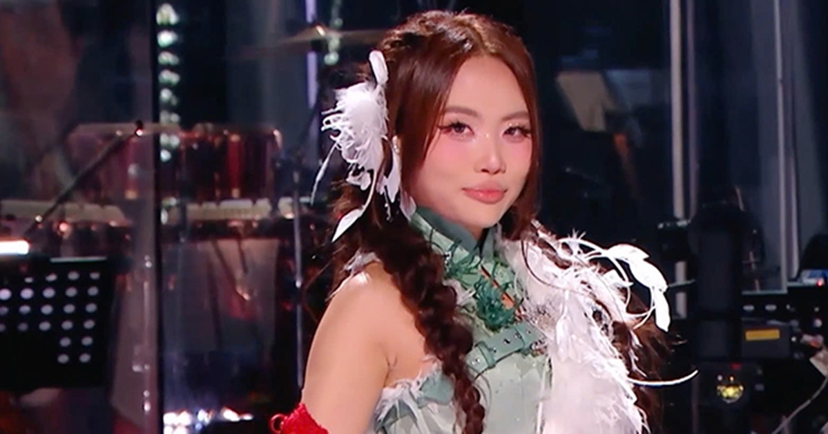 Phương Mỹ Chi hát cải lương, tiếp tục ‘gây bão’ ở show quốc tế