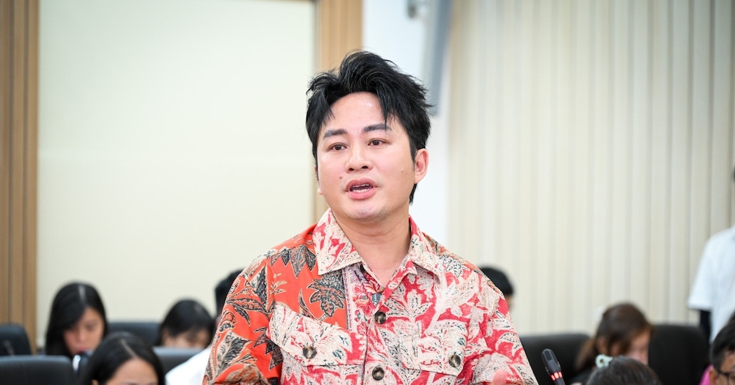 Tùng Dương xin hát 5 bài ở concert quốc gia, cổng đăng ký vé sập sau 9 phút