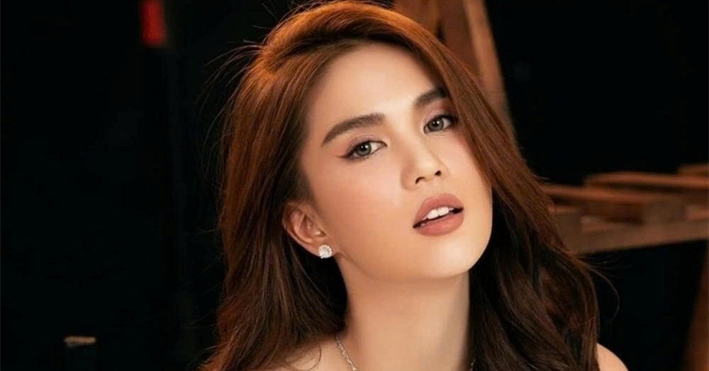 Người đẹp Ngọc Trinh hoàn lương