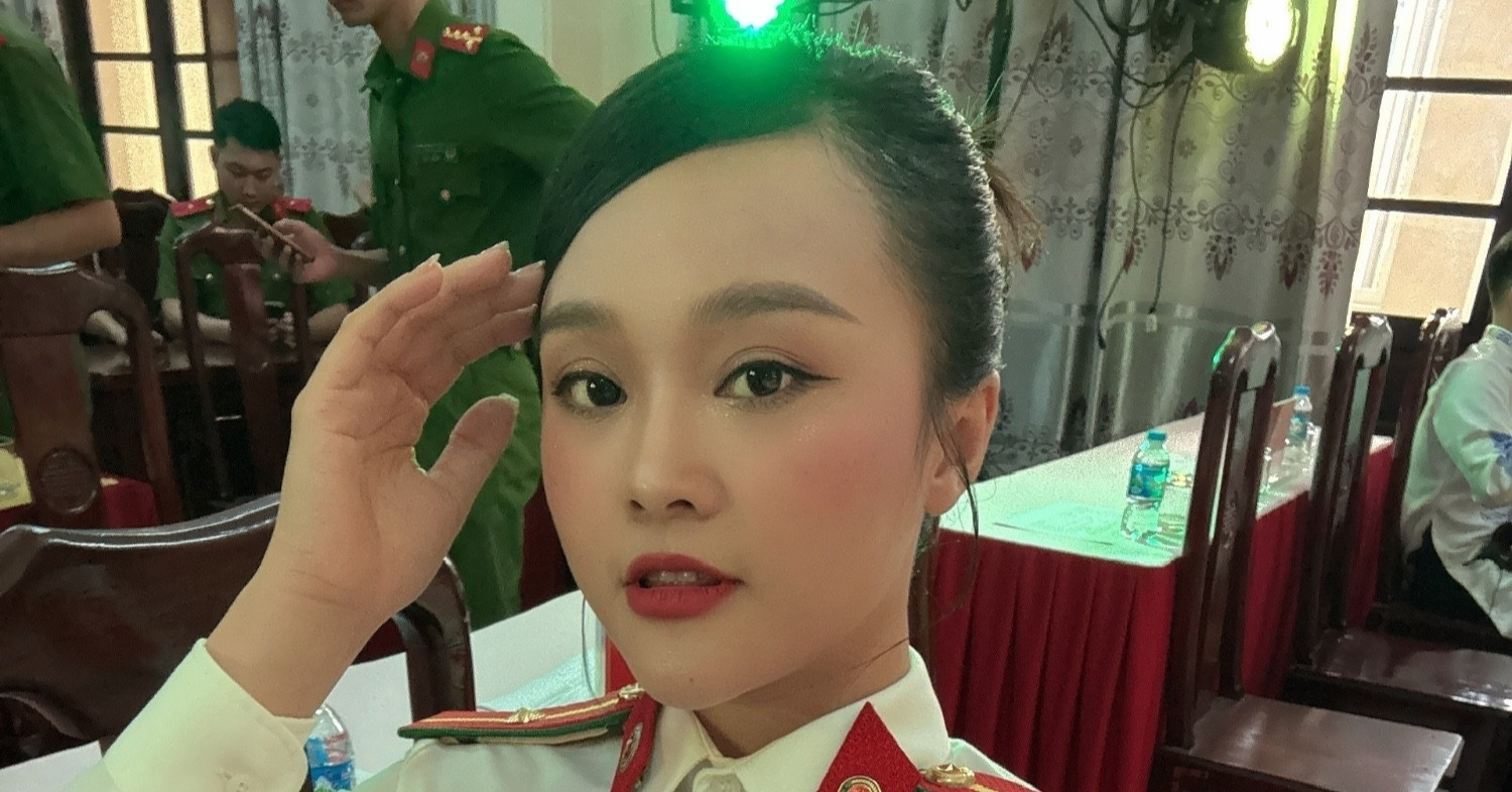 Điều tiếc nuối của ca sĩ Diệu Thuý mới đầu quân cho lực lượng công an