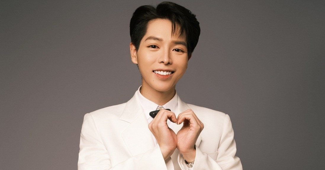 Đức Phúc, Võ Hạ Trâm hát tại chương trình nghệ thuật đặc biệt chào năm mới