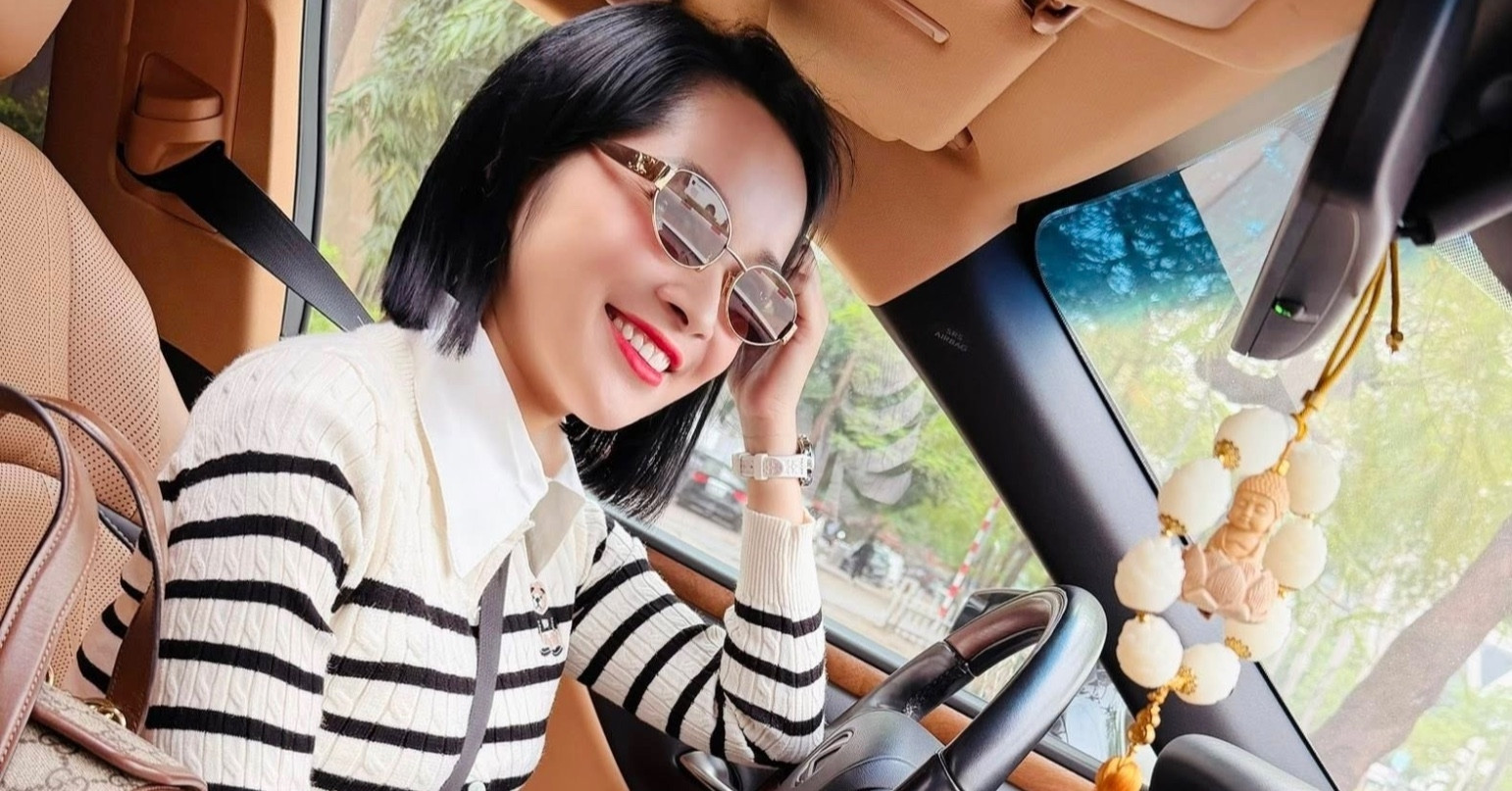 MC Minh Hương lái xe sang đi uống trà sữa, NSƯT Hữu Châu kể chuyện đau lòng