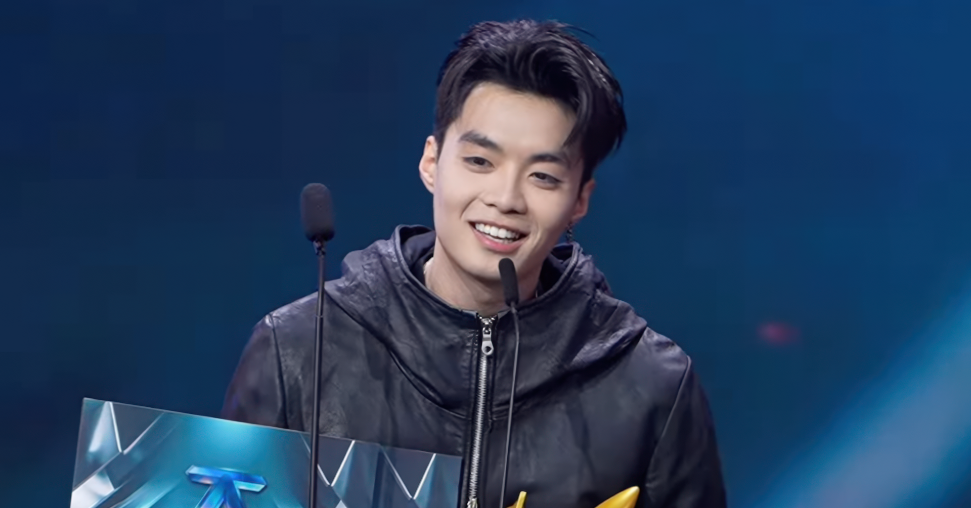 Negav là Quán quân ‘Anh trai say hi 2025’, buitruonglinh đạt Á quân