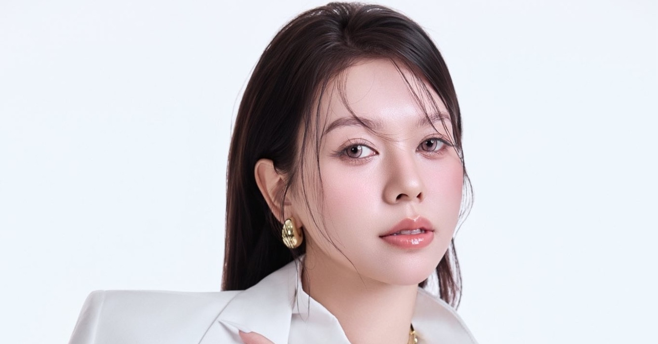 Nhan sắc nóng bỏng của cô gái bắt cá 2 tay đang gây phản ứng trên phim VTV