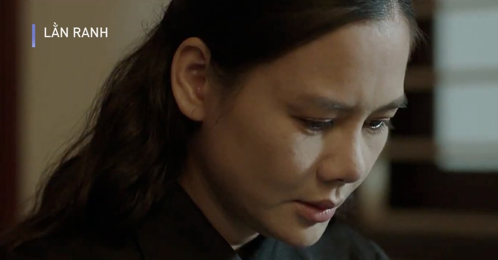 Trung tá Huyền Sâm bị thương trong cảnh phim gây sốc nhất phim ‘Lằn ranh’