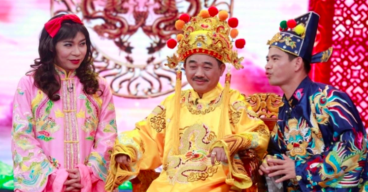 Táo Quân dừng sóng: Cú sốc tại phút 90 và sân vận động trống vắng