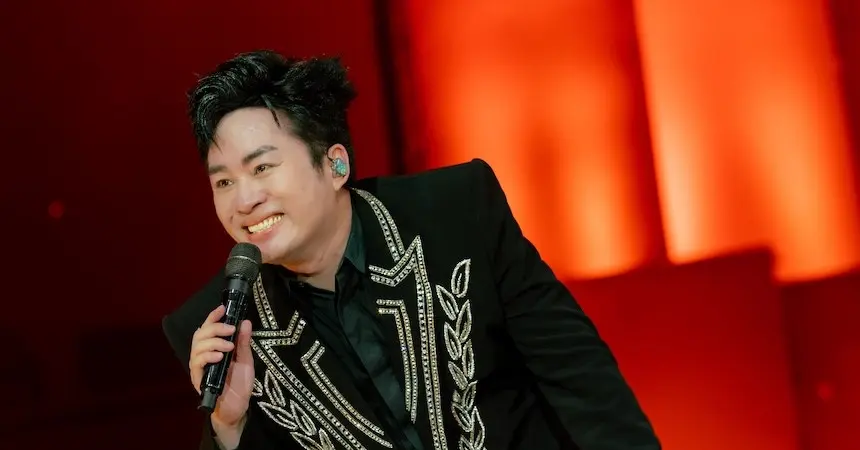 Tùng Dương ‘thiêu đốt’ sân khấu Her Concert, hiếm hoi hát nhạc remix