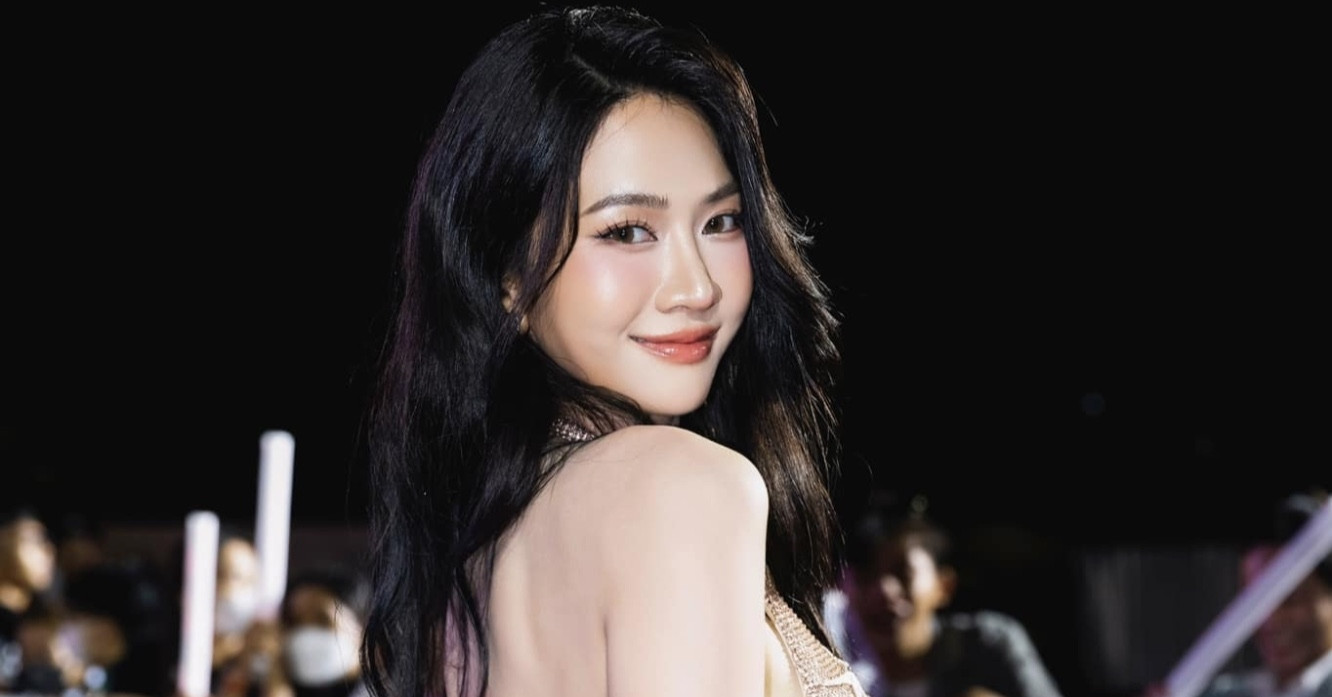 Đời thực sexy khác hẳn trên phim VTV của cô giáo Giang Bước chân vào đời