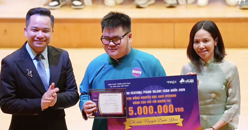 4 thí sinh khiếm thị giành giải Festival Piano Talent toàn quốc