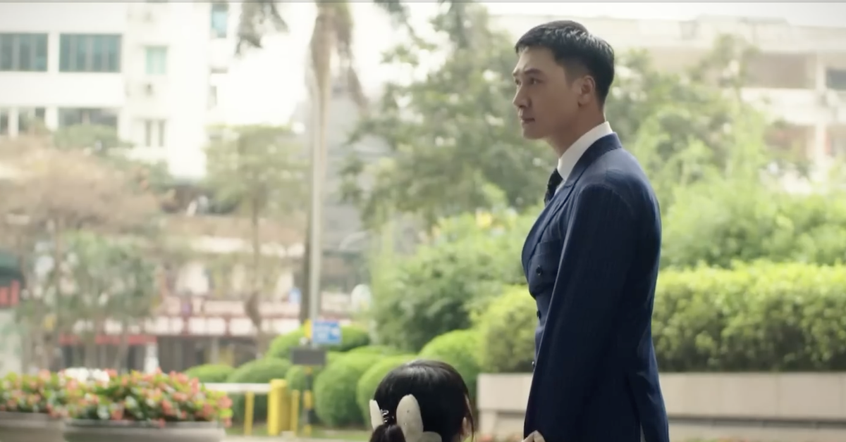 Diễn viên Ngọc Thuỷ lên tiếng về cảnh quỳ gối trước Mạnh Trường