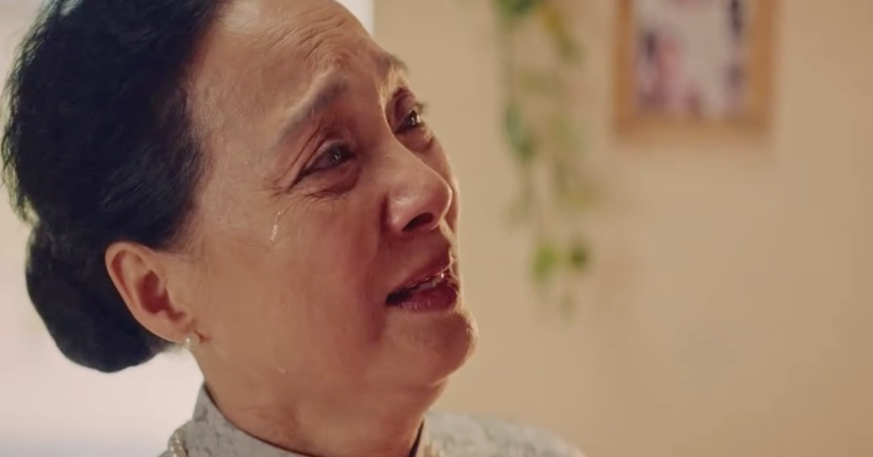 Xem ‘Hẹn em ngày nhật thực’, tôi mê NSND Lê Khanh quá