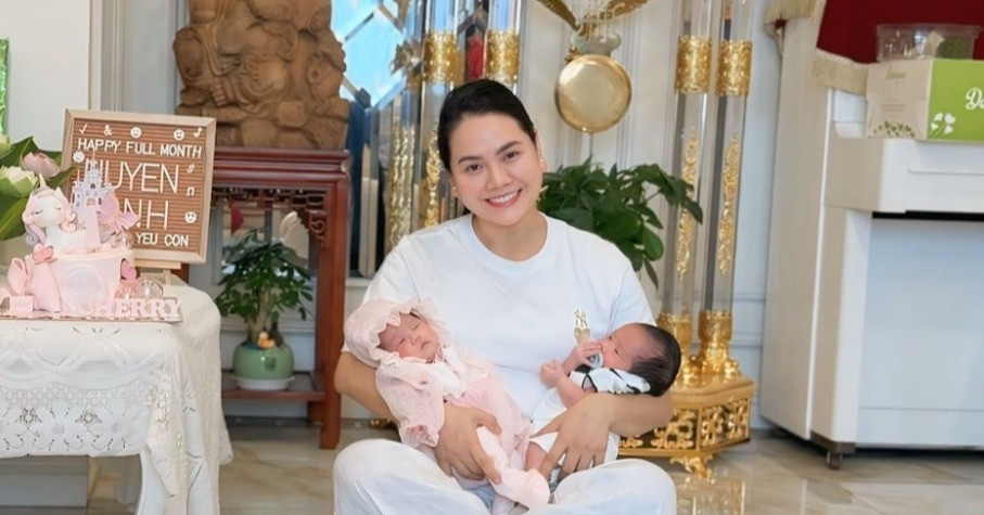 Đại uý, ca sĩ Lương Nguyệt Anh lên chức ở tuổi 36